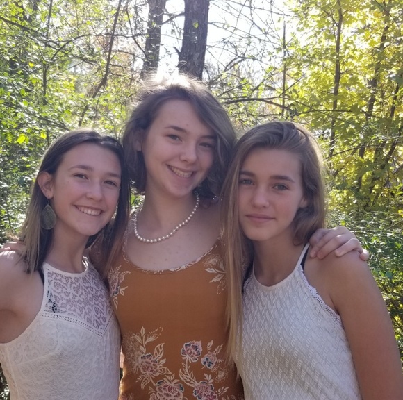 Meet your Posher, Makaylia - Picture 1 of 1